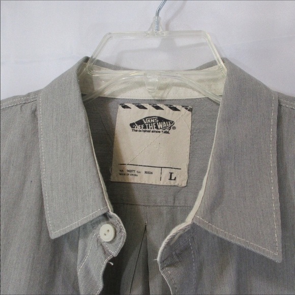 VANS Off the Wall Button Down Shirt Size Large - Picture 2 of 8